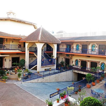 Hotel Hacienda Reynosa Exterior foto