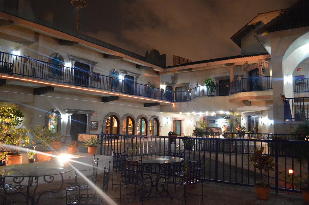 Hotel Hacienda Reynosa Exterior foto
