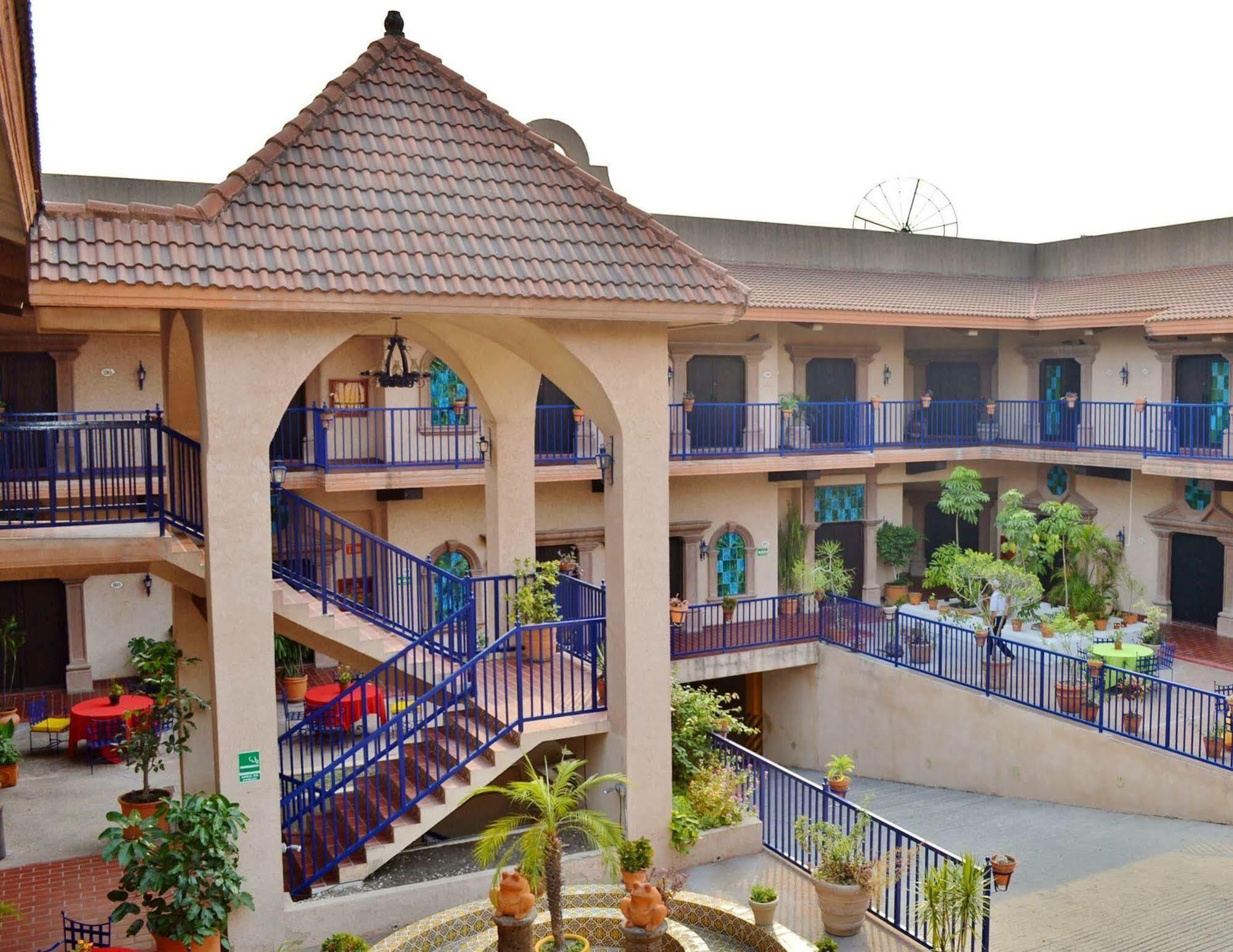 Hotel Hacienda Reynosa Exterior foto