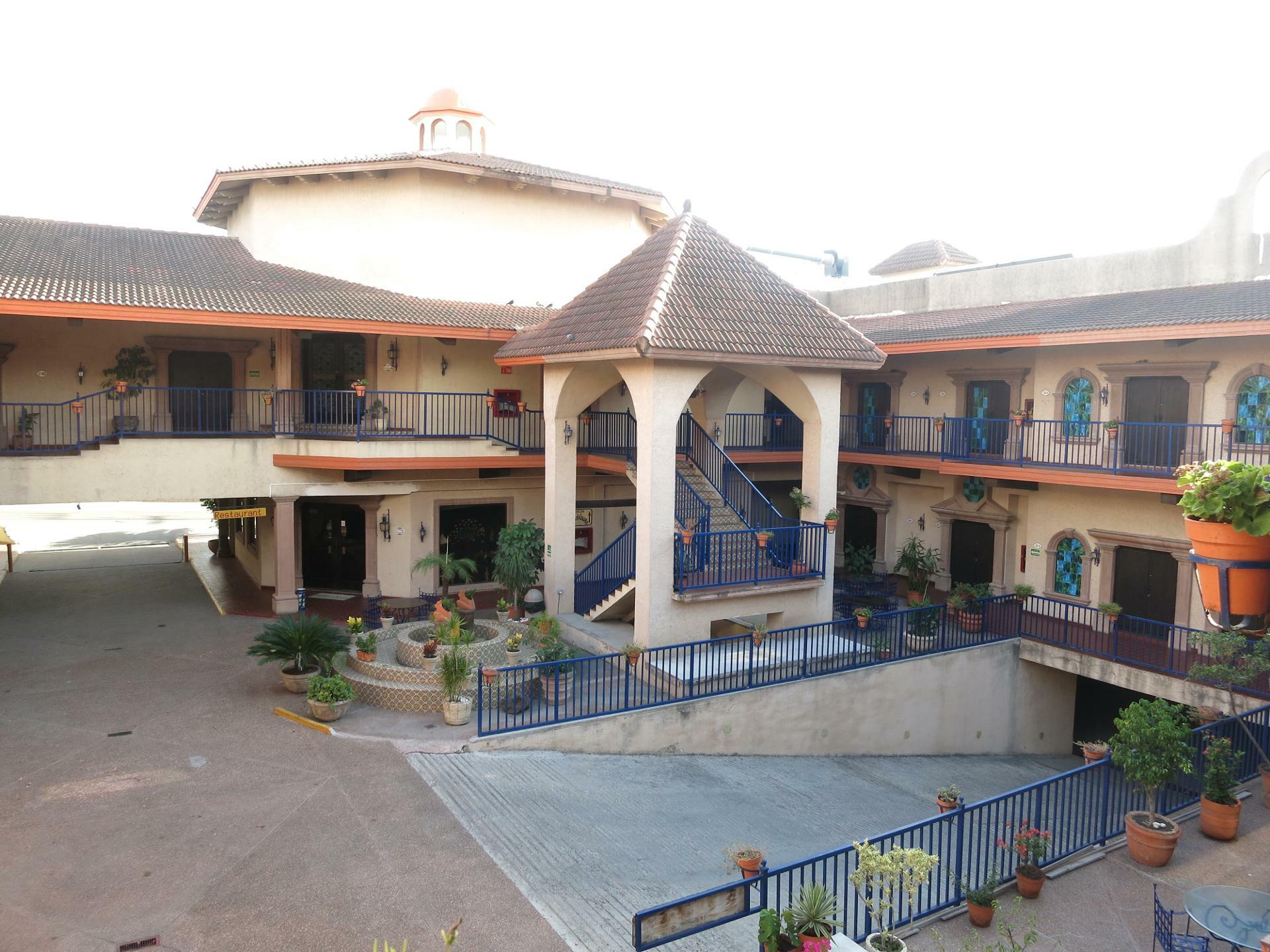 Hotel Hacienda Reynosa Exterior foto